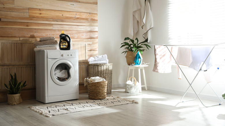 Nước giặt Lord Diamond đánh bay vết bẩn, ngọt ngào ngát hương