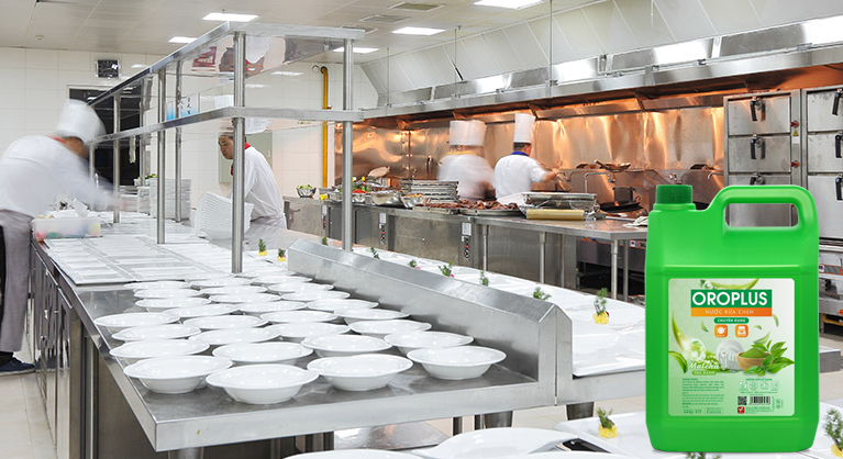 Nước rửa bát Oroplus cho nhà hàng, quán săn, khách sạn siêu sạch, siêu tiết kiệm 