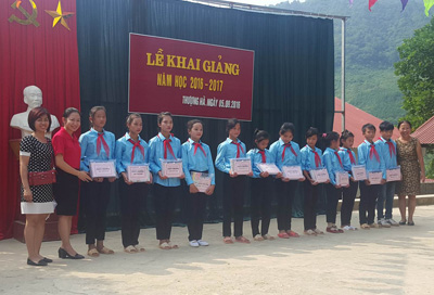 Vilaco đồng hành cùng CLB nữ doanh nhân tặng đồng phục cho trẻ em nghèo vùng cao, nhân dịp khai giảng năm học mới