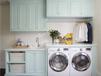 Nước giặt xả Lord Gold hương nước hoa Trao Hương Tinh Tế, Sạch Khuẩn Thơm Mềm