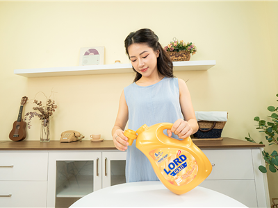 Giặt Sạch Mỗi Ngày, Thơm Mềm Áo Quần Với Lord Gold Hương Nước Hoa